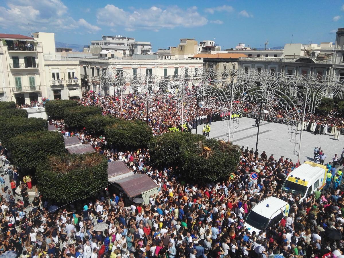 B&B La Terrazza Sul Duomo Reggio di Calabria Eksteriør bilde